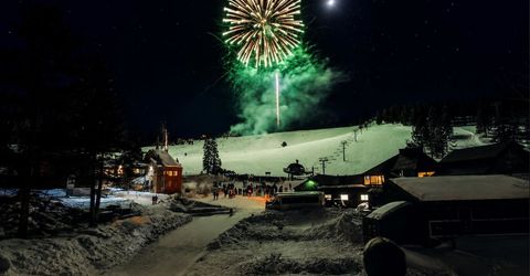 11591 Snowpeak Way , Unit #209, Truckee, CA 96161 Photo
