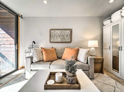 11591 Snowpeak Way , Unit #209, Truckee, CA 96161 Photo