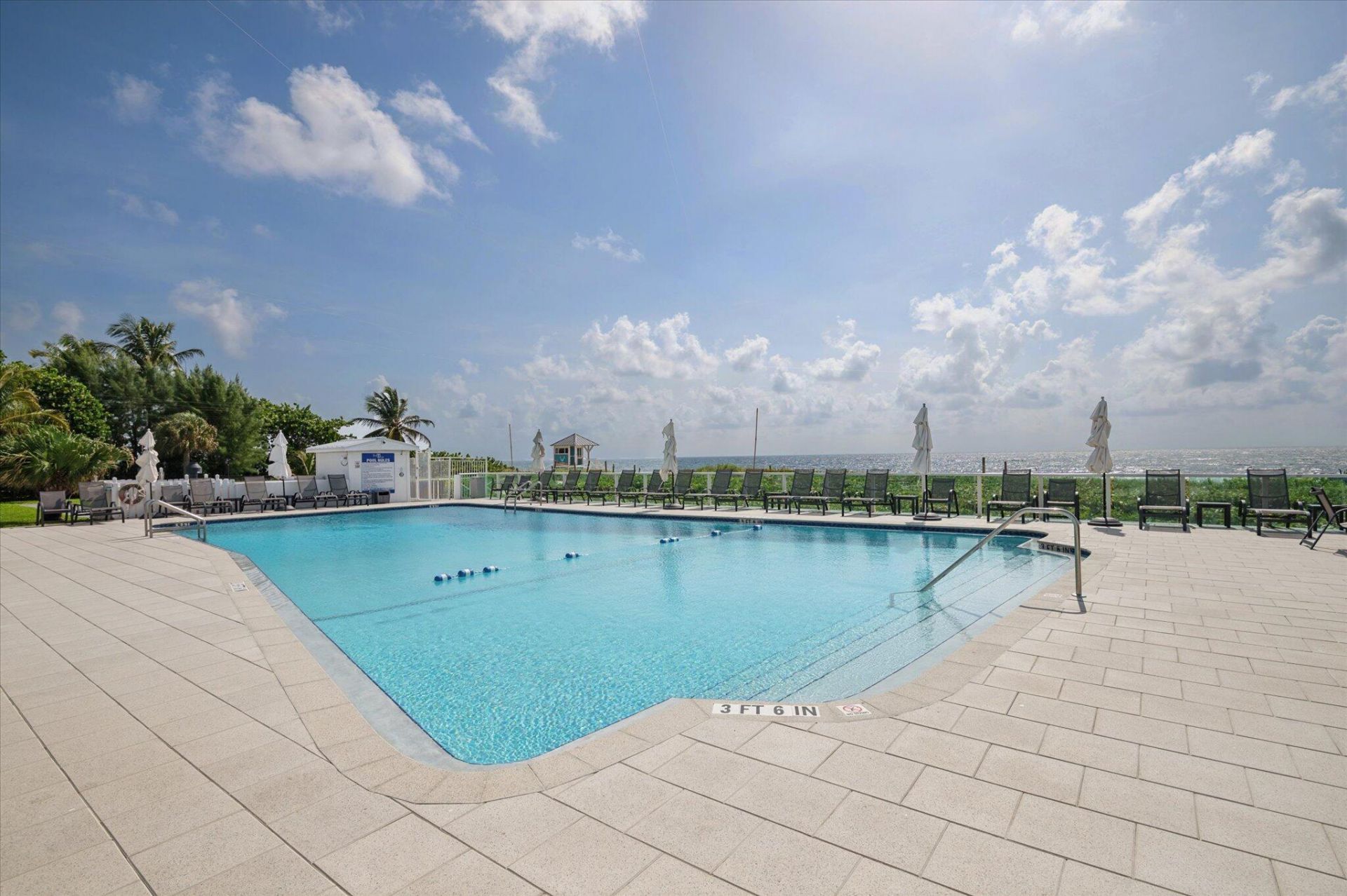333 NE 21st Avenue, Unit 1520, Deerfield Beach, FL 33441 Photo