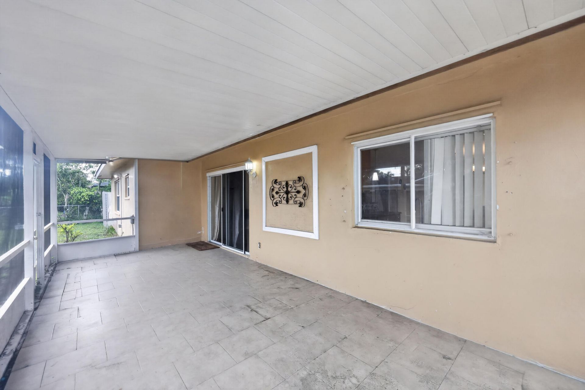 8208 NW 75th Avenue, Tamarac, FL 33321 Photo