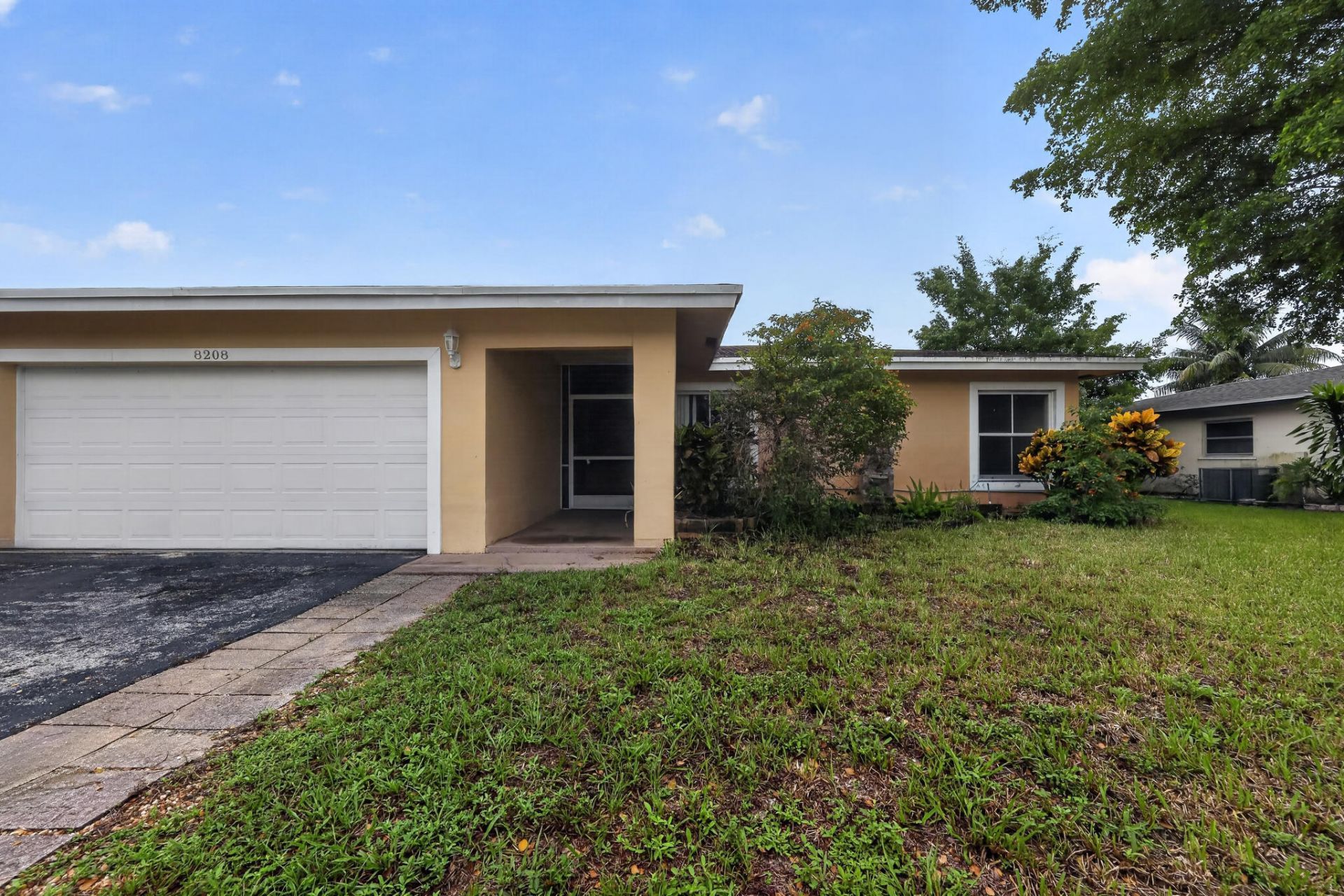 8208 NW 75th Avenue, Tamarac, FL 33321 Photo