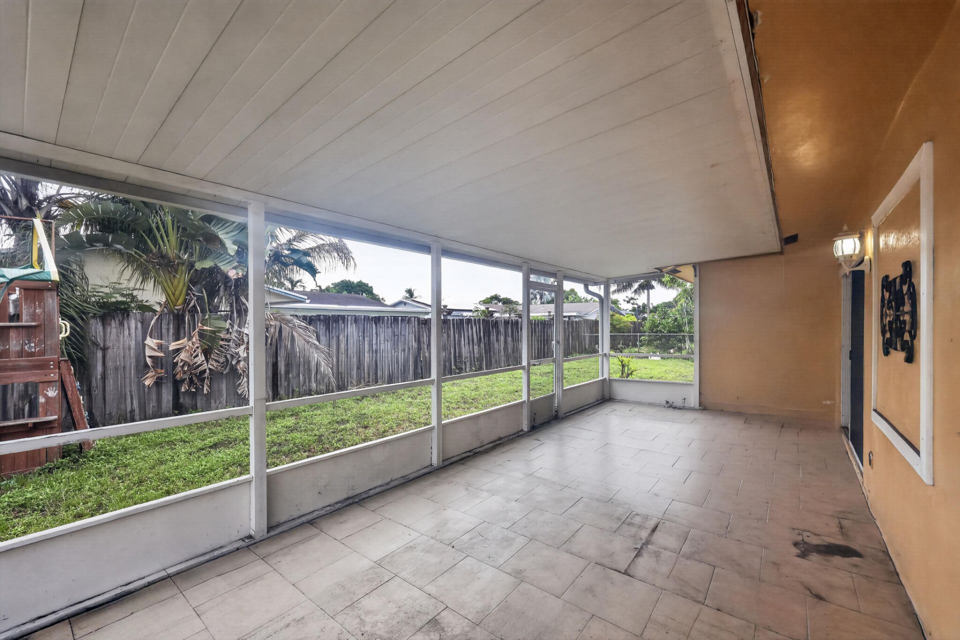 8208 NW 75th Avenue, Tamarac, FL 33321 Photo