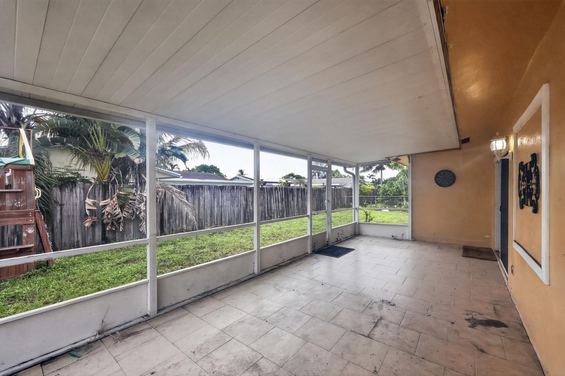 8208 NW 75th Avenue, Tamarac, FL 33321 Photo