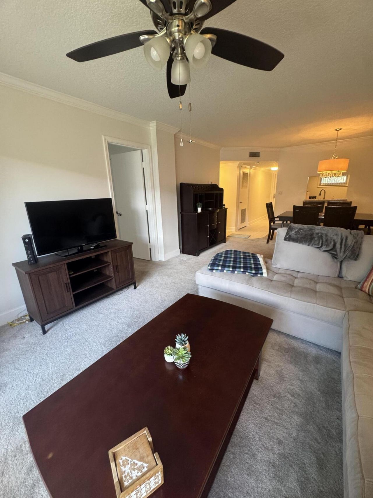 1075 Riverside Drive, Unit 303, Coral Springs, FL 33071 Photo