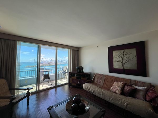 90 ALTON Road, Unit 2110, Miami Beach, FL 33139