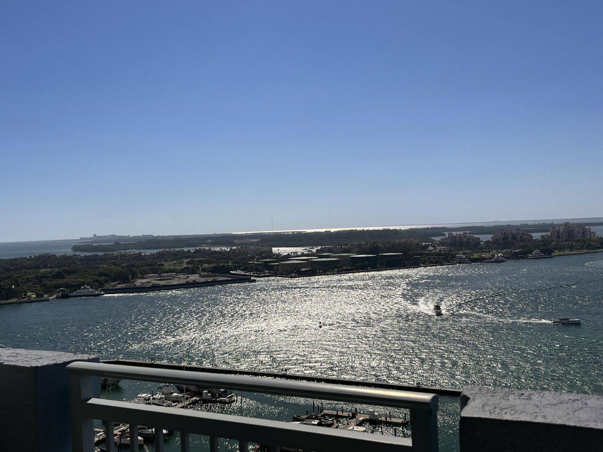 90 Alton Road, Unit 2110, Miami Beach, FL 33139 Photo