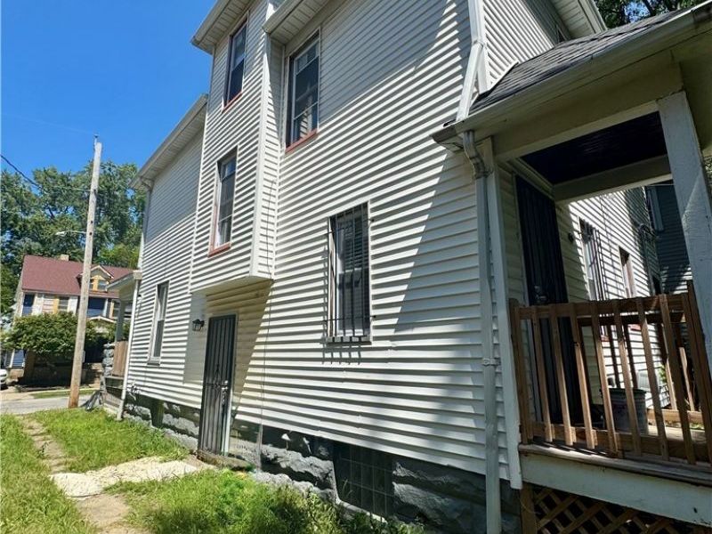 10818 Bryant Avenue, Cleveland, OH 44108 Photo 22
