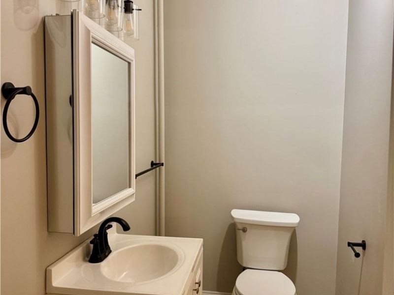 10818 Bryant Avenue, Cleveland, OH 44108 Photo 9