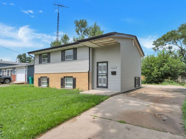 2221 Francine Avenue, Joliet, IL 60436