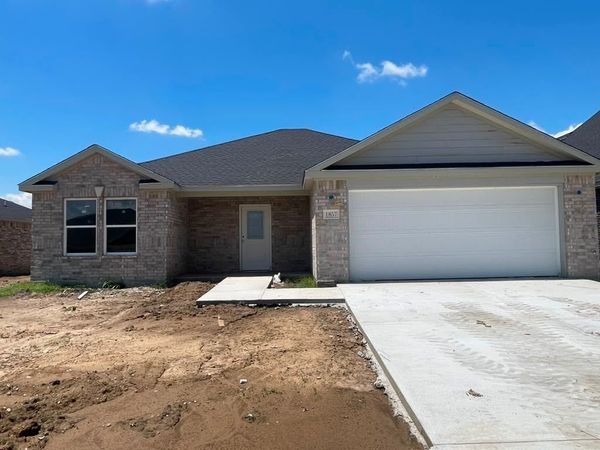 1857 Topaz Road , Pryor, OK 74361