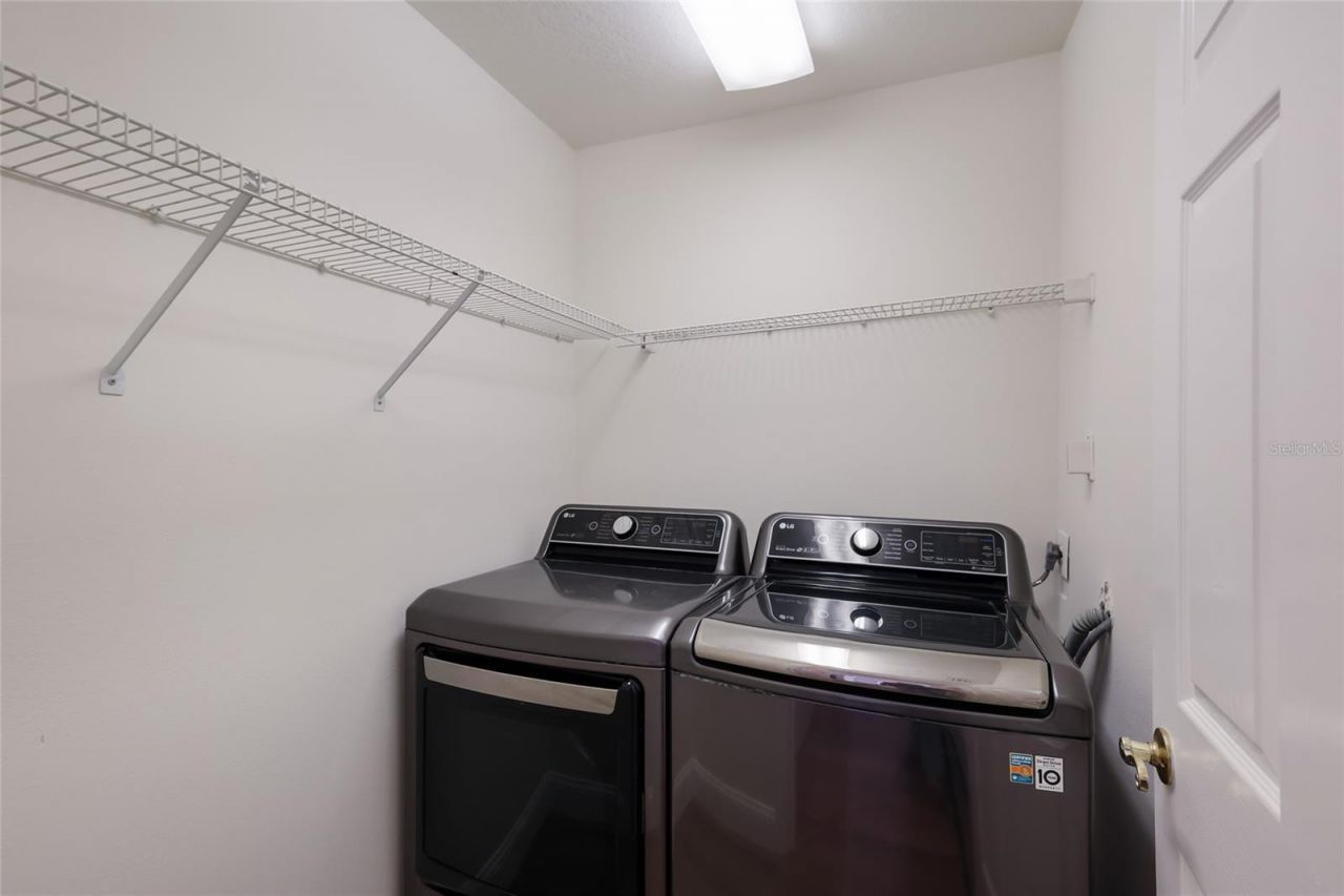 7111 41st Lane E, Sarasota, FL 34243 Photo