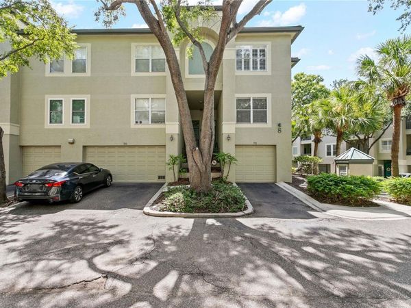 751 CORAL REEF DRIVE , TAMPA, FL 33602