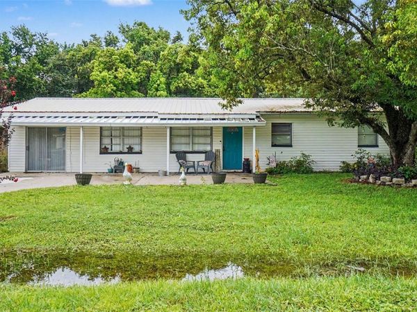 3040 STRAWBERRY LANE, LAKELAND, FL 33801
