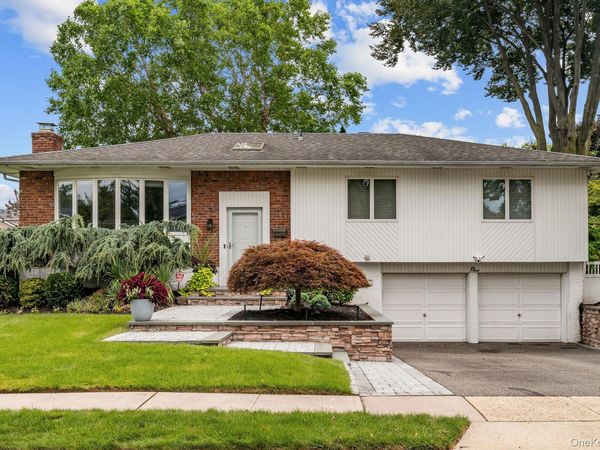 1 Cortland Avenue, Jericho, NY 11753
