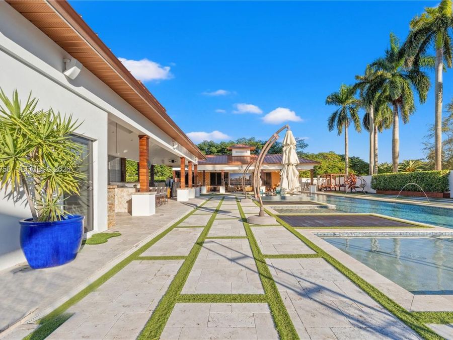 Property Image 43