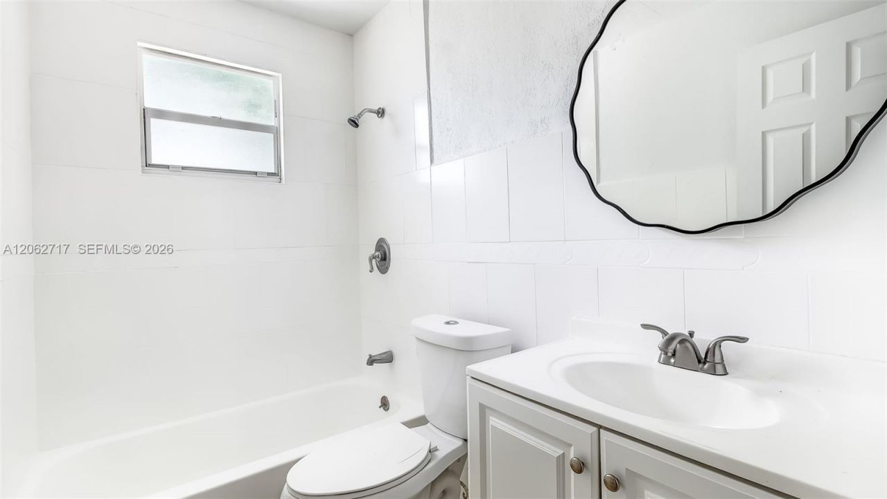 117 E 10th St , Hialeah, FL 33010 Photo