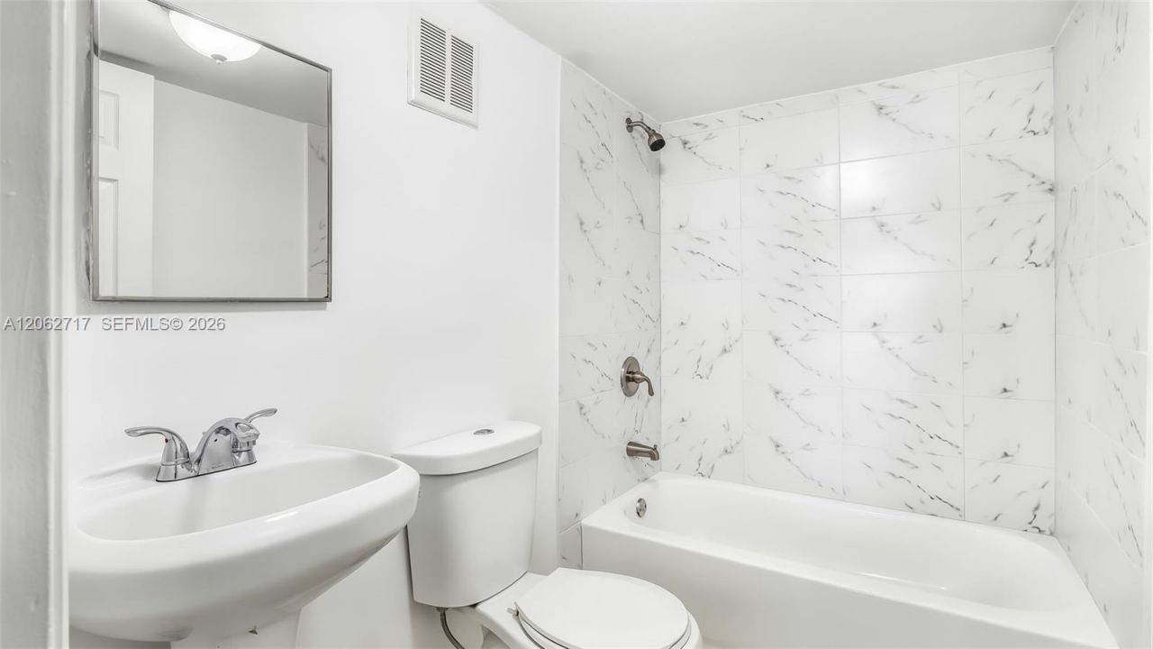 117 E 10th St , Hialeah, FL 33010 Photo