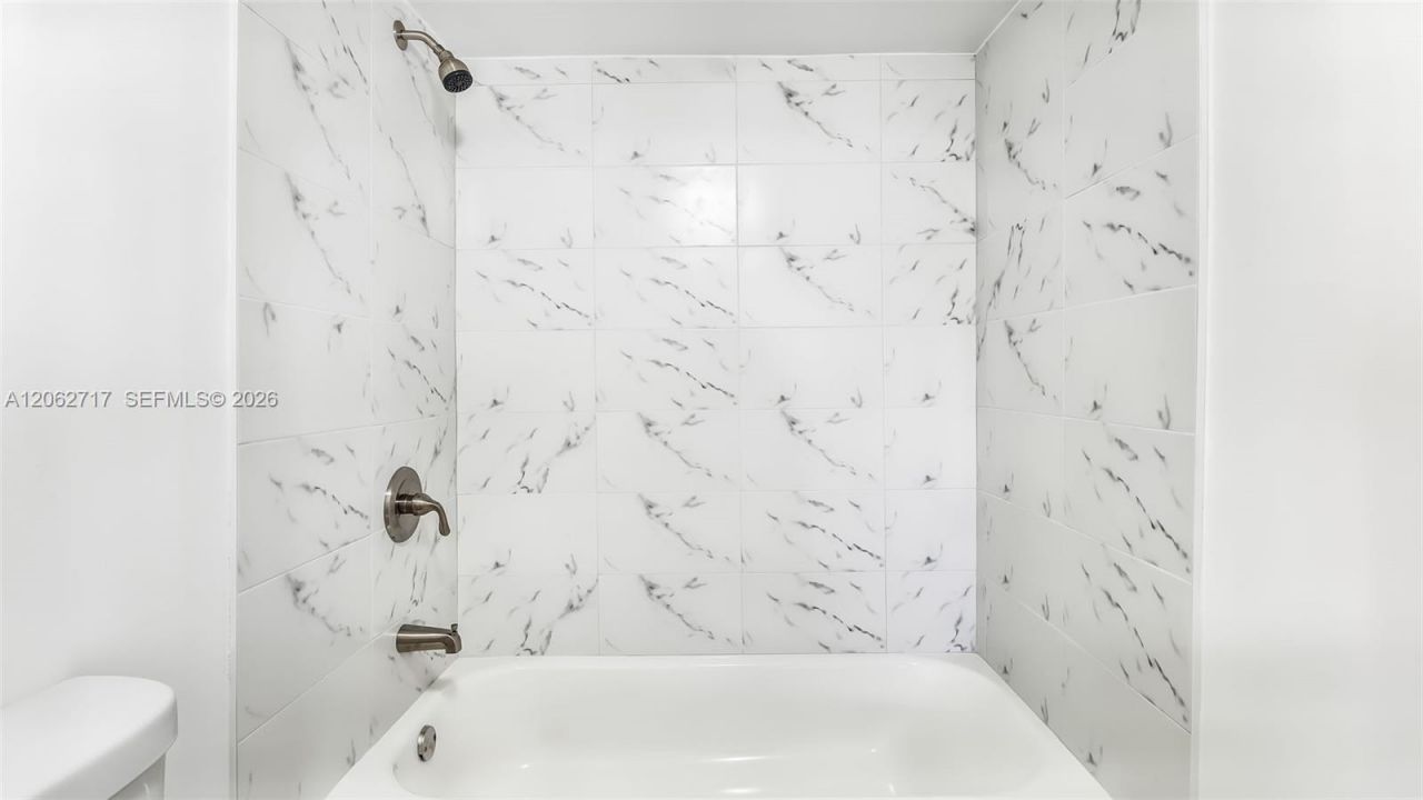 117 E 10th St , Hialeah, FL 33010 Photo