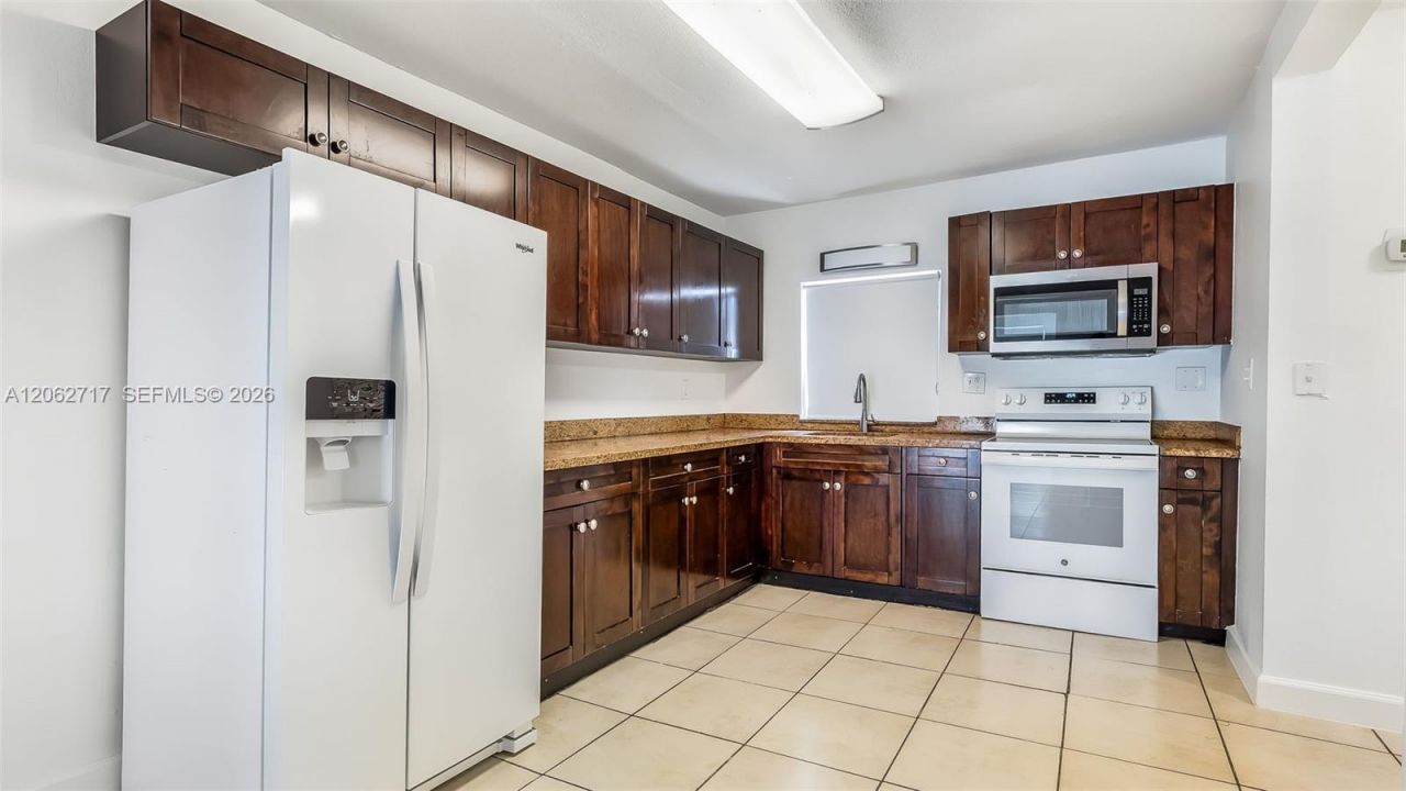 117 E 10th St , Hialeah, FL 33010 Photo
