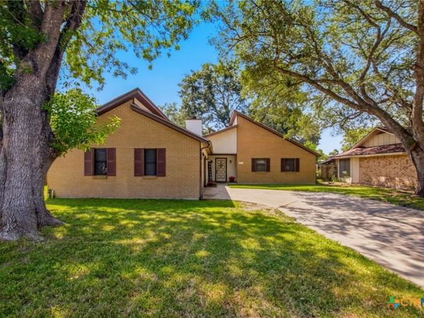 217 Kirkwall Street, Victoria, TX 77904