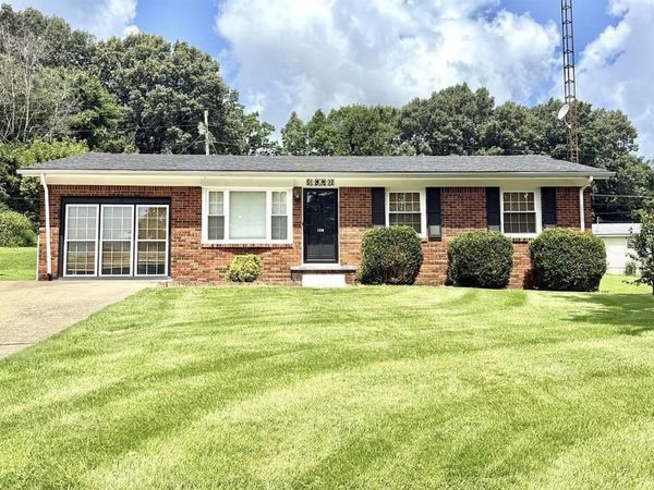 106 Hillview Drive , Morgantown, KY 42261