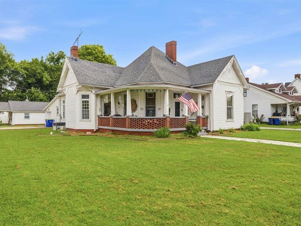 317 E 2nd Street , Russellville, KY 42276