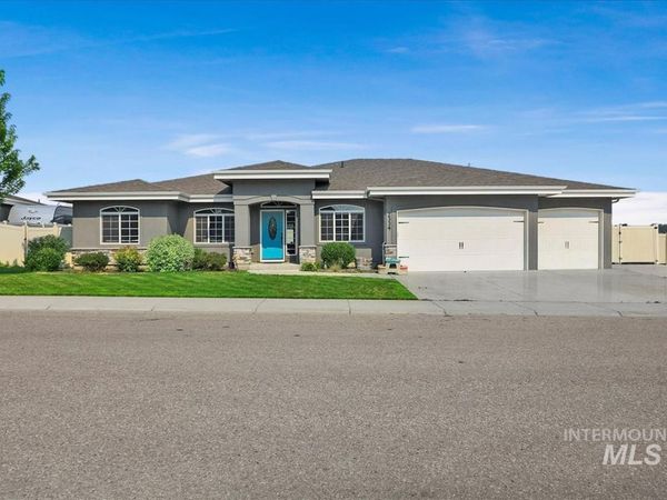 2334 N Van Dyke, Kuna, ID 83634