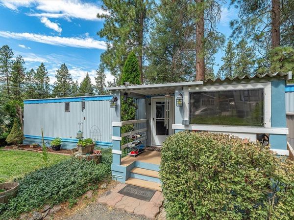 8900 S Mullen Hill Rd, Spokane, WA 99224