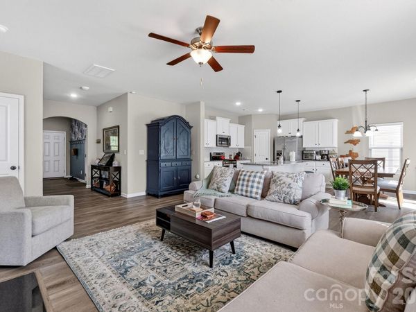 5223 Belstone Lane, Charlotte, NC 28215