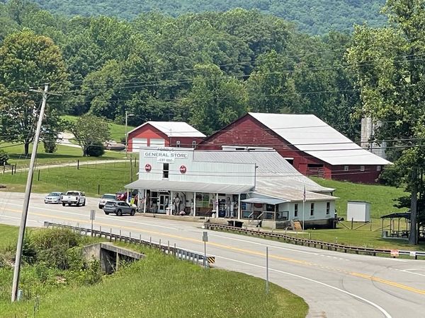 3902 York Highway, Pall Mall, TN 38577