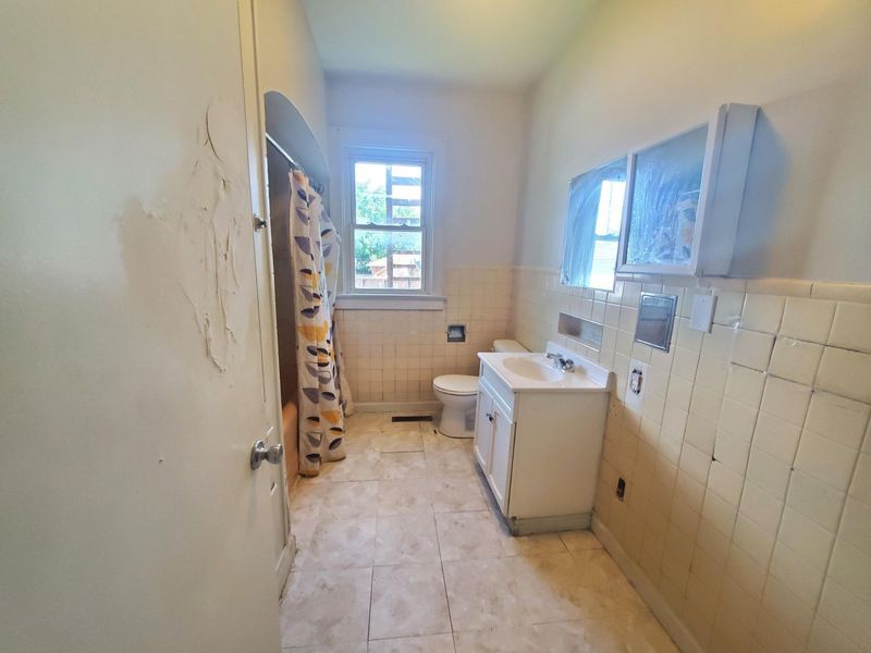 1837 Sullivant Avenue, Columbus, OH 43223 Photo 41