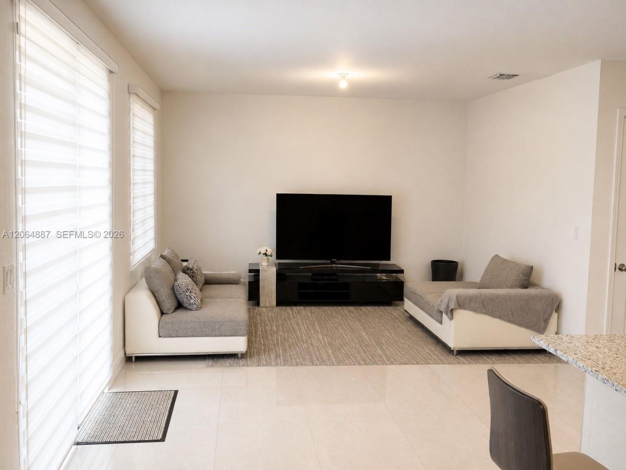 10614 W 35th Ln, Hialeah, FL 33018 Photo