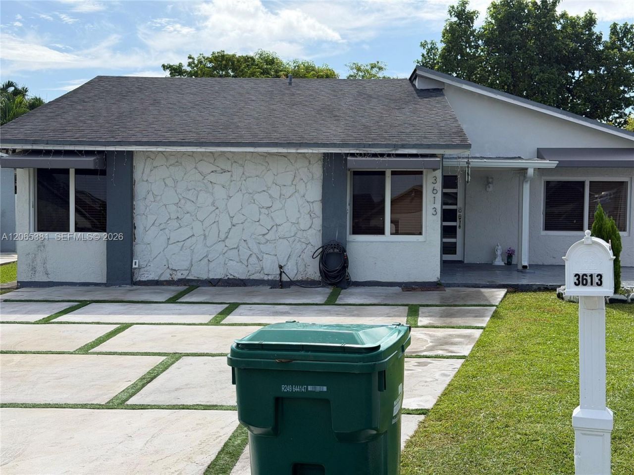 Please Call For Address, Miami, FL 33165 Photo