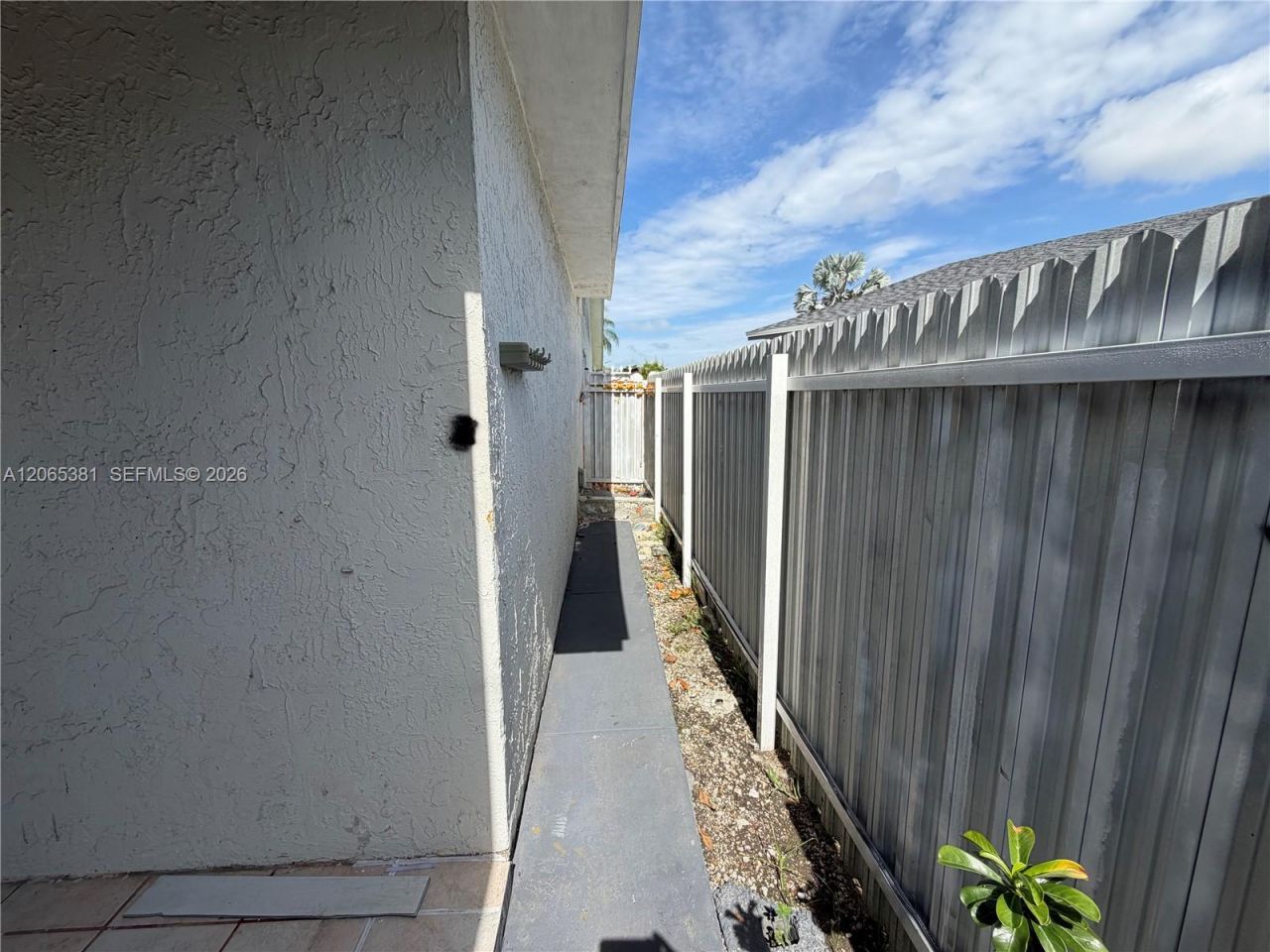 Please Call For Address, Miami, FL 33165 Photo