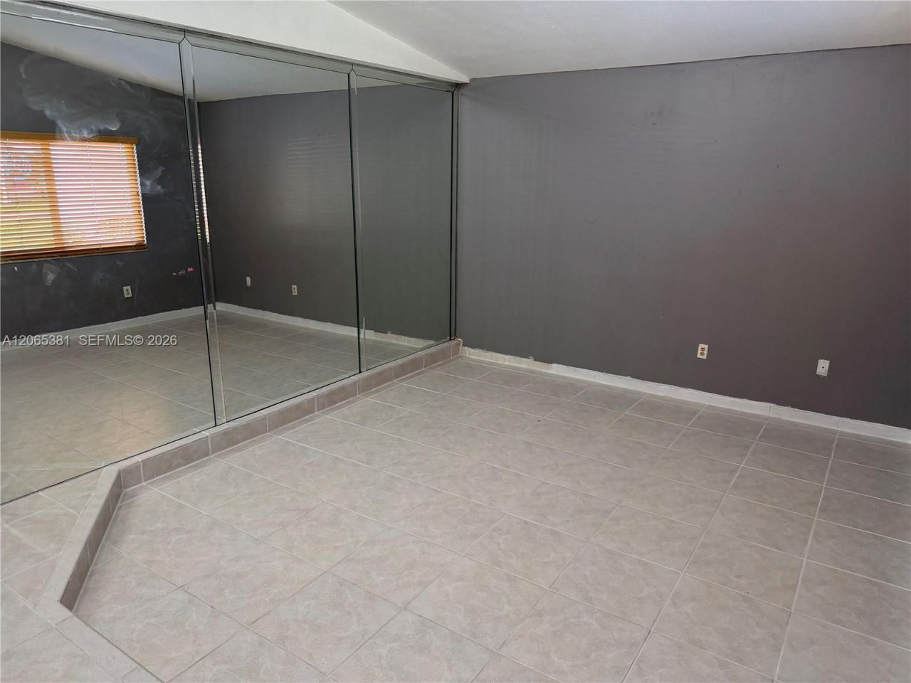 Please Call For Address, Miami, FL 33165 Photo