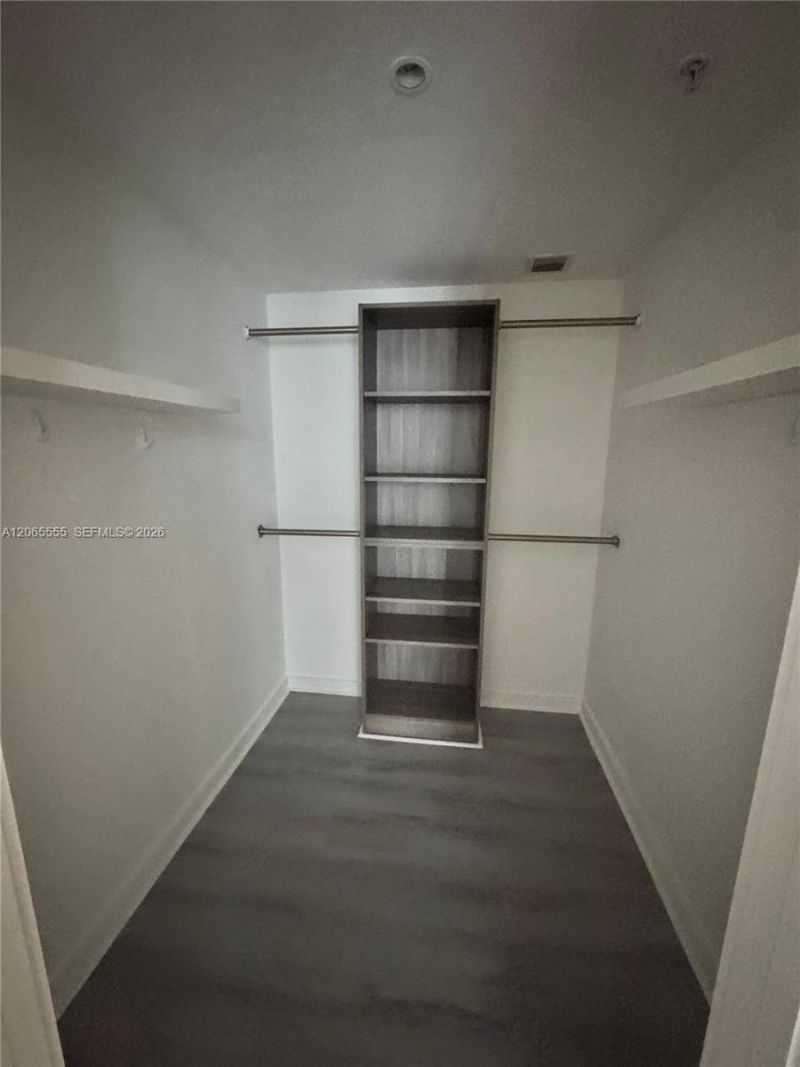 1010 SW 2nd Ave, Unit 607, Miami, FL 33130 Photo