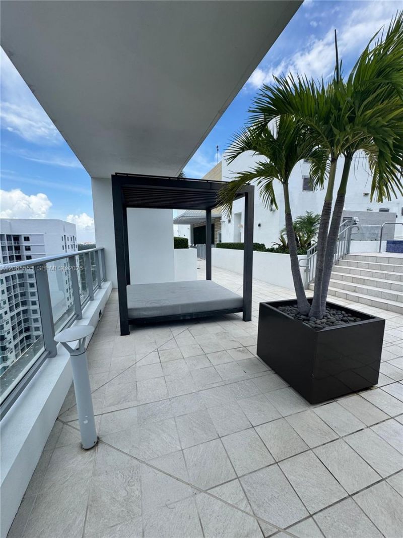 1010 SW 2nd Ave, Unit 607, Miami, FL 33130 Photo