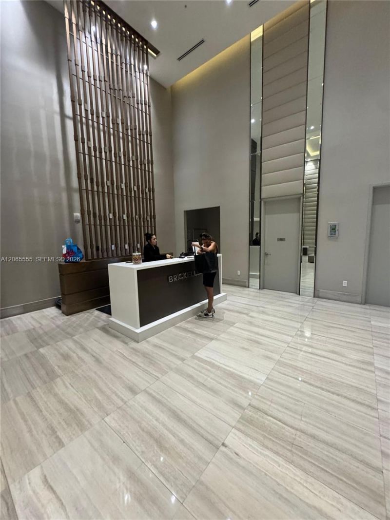 1010 SW 2nd Ave, Unit 607, Miami, FL 33130 Photo