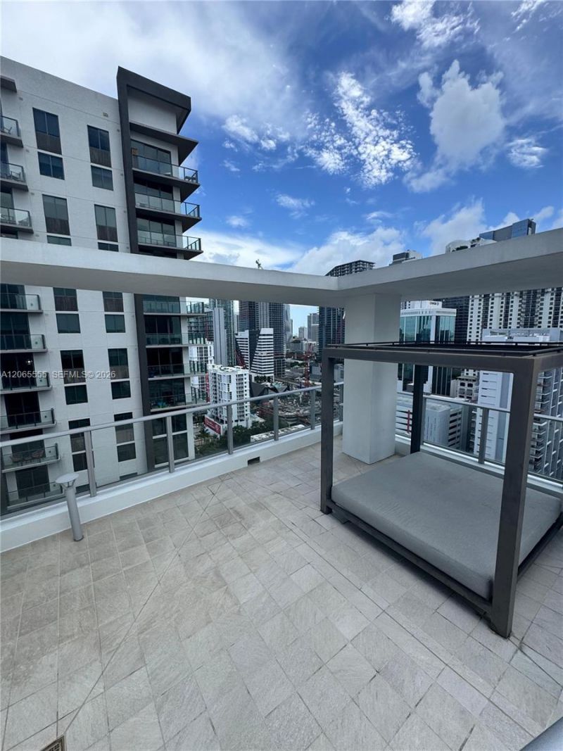 1010 SW 2nd Ave, Unit 607, Miami, FL 33130 Photo
