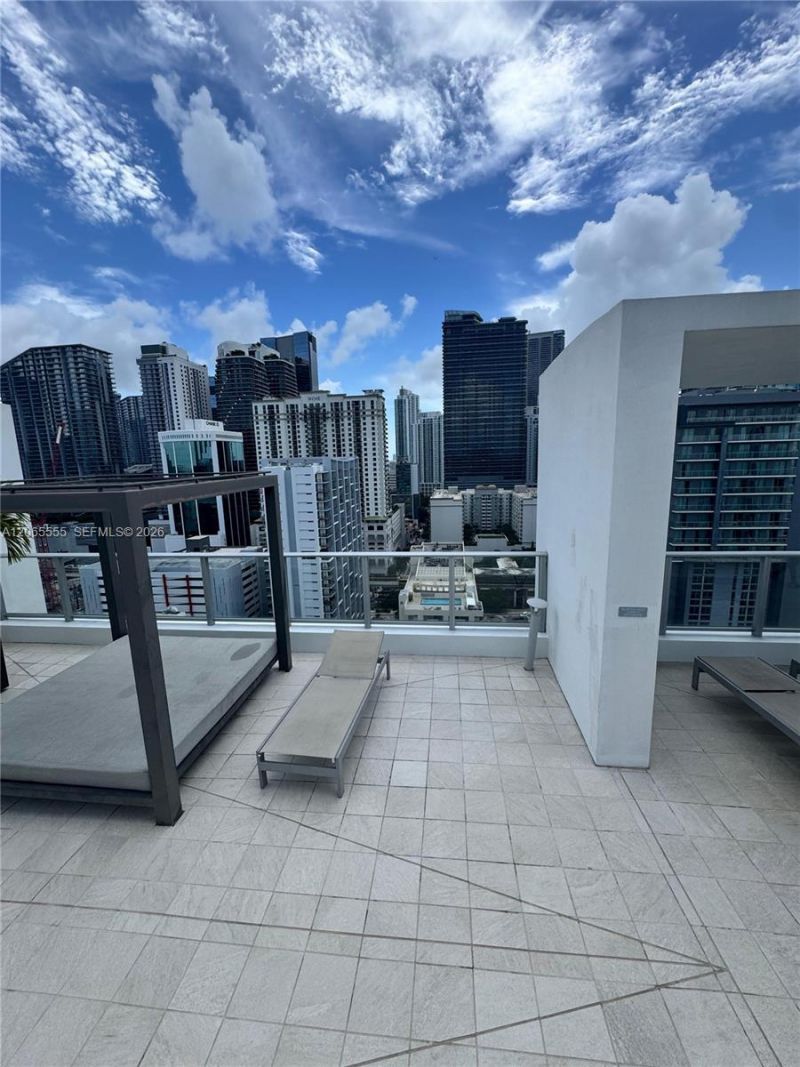 1010 SW 2nd Ave, Unit 607, Miami, FL 33130 Photo