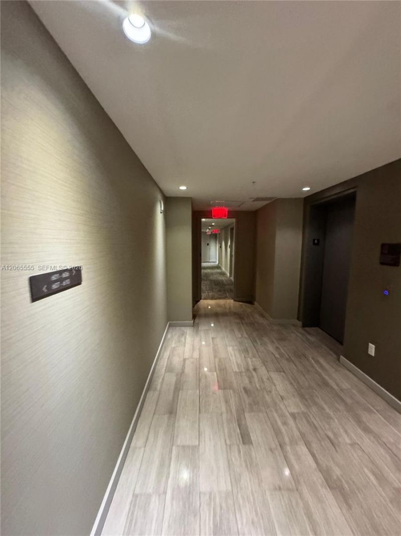 1010 SW 2nd Ave, Unit 607, Miami, FL 33130 Photo