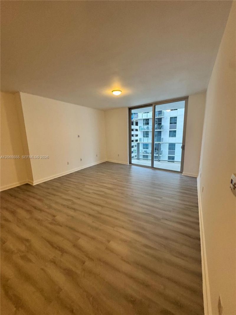 1010 SW 2nd Ave, Unit 607, Miami, FL 33130 Photo