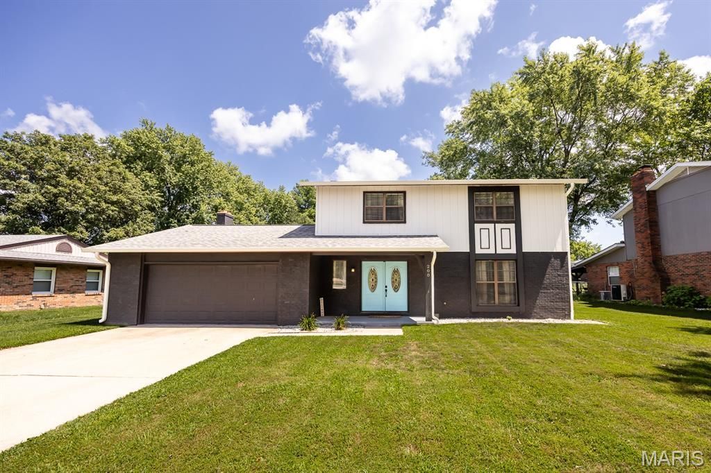 200 Debra Drive, Fairview Heights, IL 62208 Main Photo