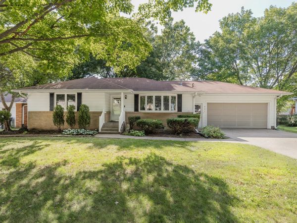 231 Hillcrest Drive , Geneseo, IL 61254