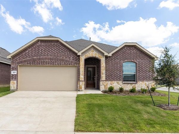 1837 Lake Grove Drive, Little Elm, TX 75068