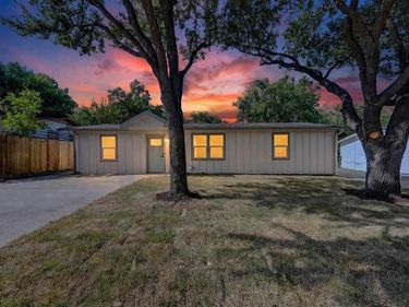 4613 Forbes Street, Fort Worth, TX 76105