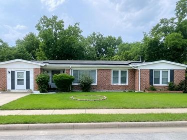 2125 Ridgeview Street, Fort Worth, TX 76119