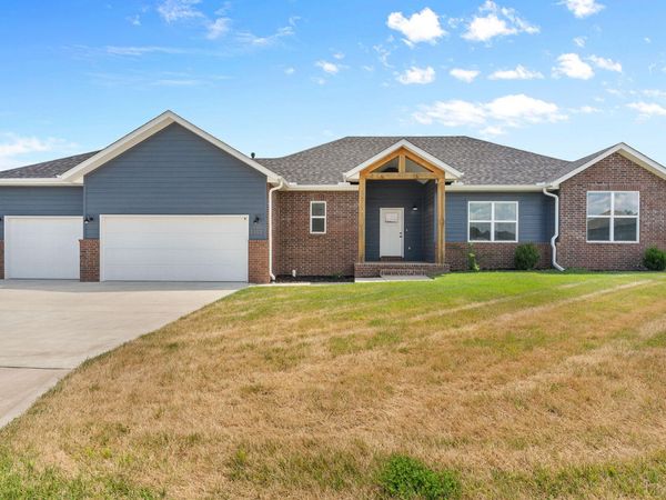 1312 S Birch Avenue , Springfield, MO 65802