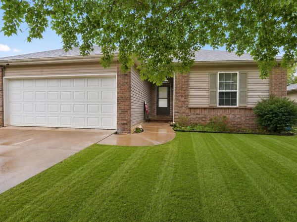 409 W Black Oak Road , Nixa, MO 65714