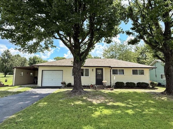 417 S Belisle Street , El Dorado Springs, MO 64744